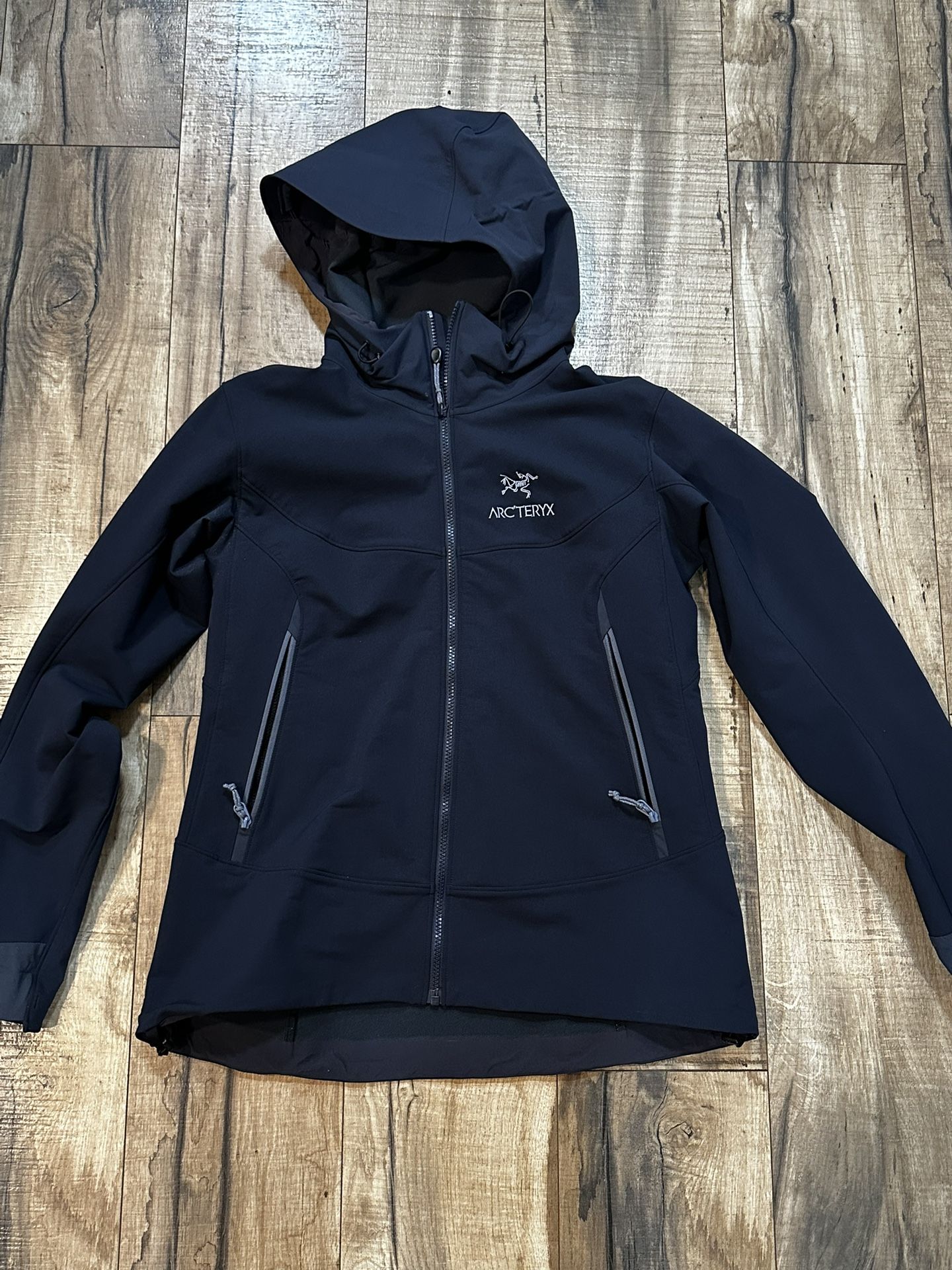 Like New Arc’teryx Navy Blue Raincoat Jacket Shell Women Large L