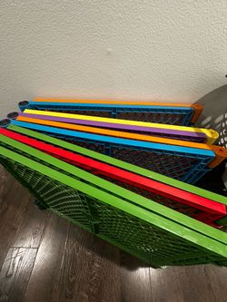 Toddleroo by North States Superyard Colorplay Baby Play Yard, Multicolor Plastic 10 panels!