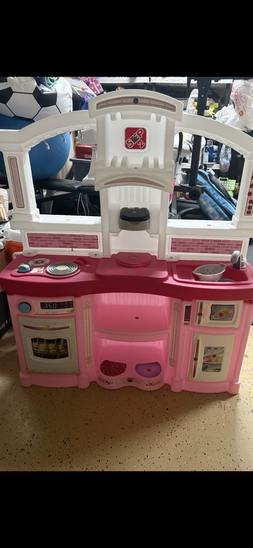 Step 2 Fun with friends Play Kitchen