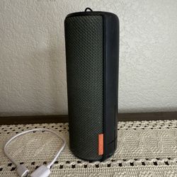Ultimate Ear UE Boom 7 Inch Bluetooth Speaker 
