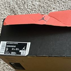 Jordan 12s Size 9