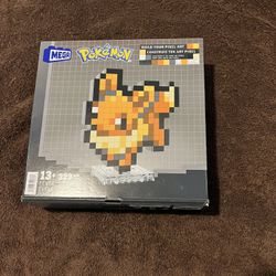 eevee Mega (Lego Toy)