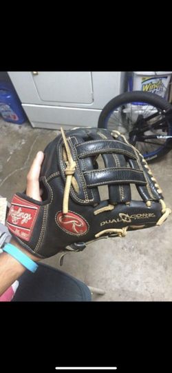 Rawlings Heart of the Hide Duel Core Baseball Glove