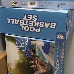 Pool Basketball Set