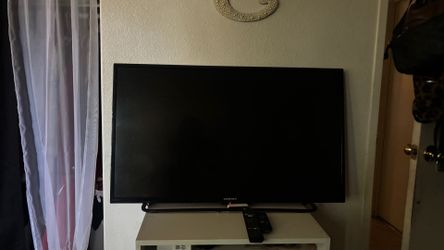38’ flat screen element tv