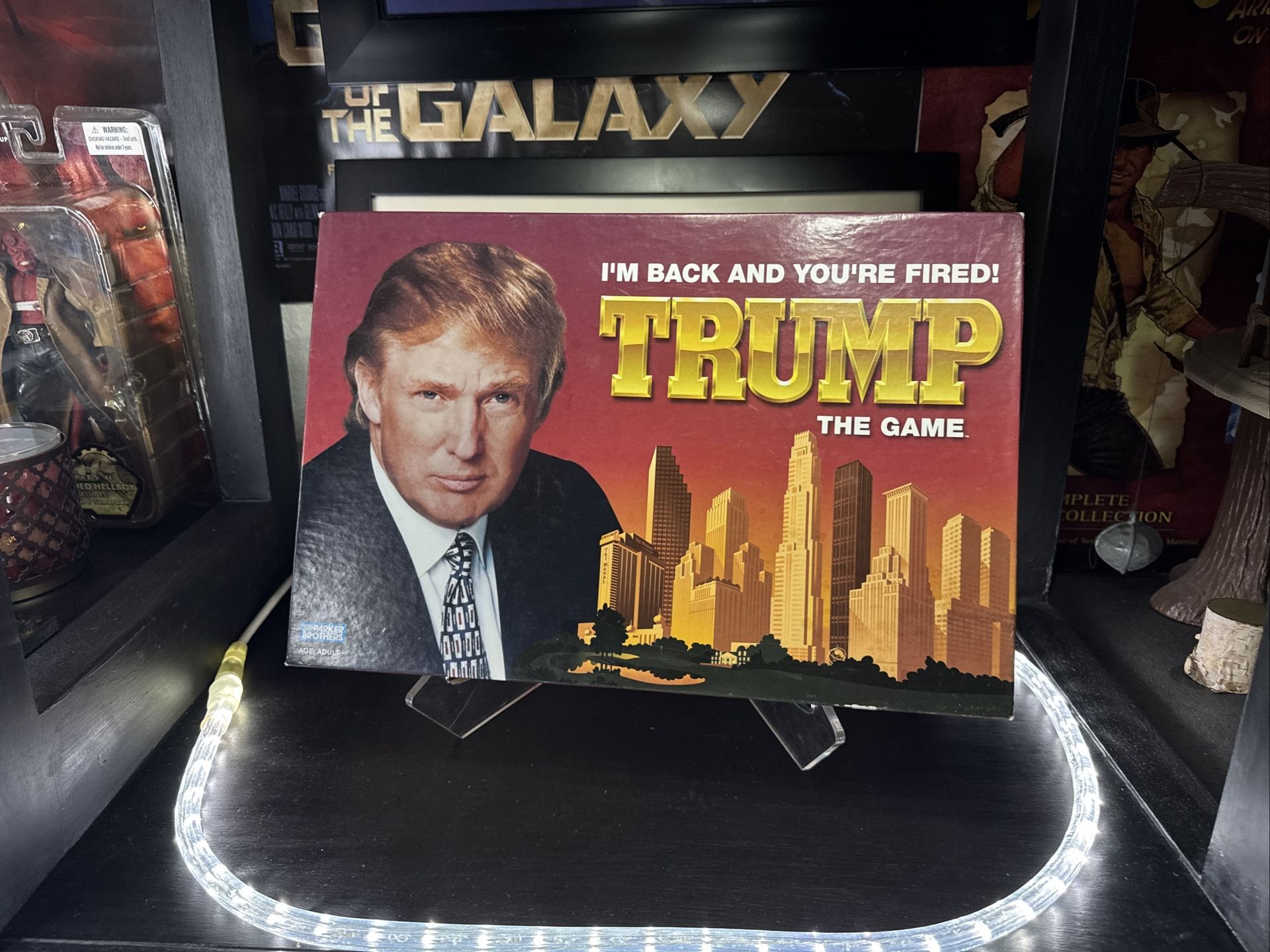 TRUMP The Game Board Game 2004 Parker Bros Complete Open Box Contents Sealed VG+