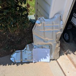 2019 Jeep JLUR Heat Shield 
