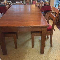Dinning Table 4 Chairs 