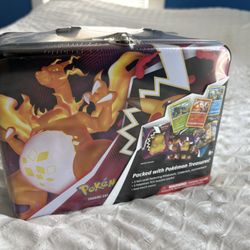 CHARIZARD LUNCH TIN, FALL 2020