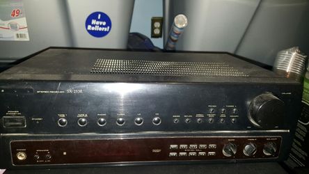 Pioneer suround system.. 5 small speakers with 4 stands and 2 big speakers and reciever