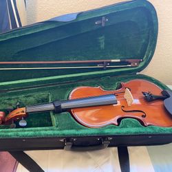 Solid Wood Violin (all ages & learning levels)