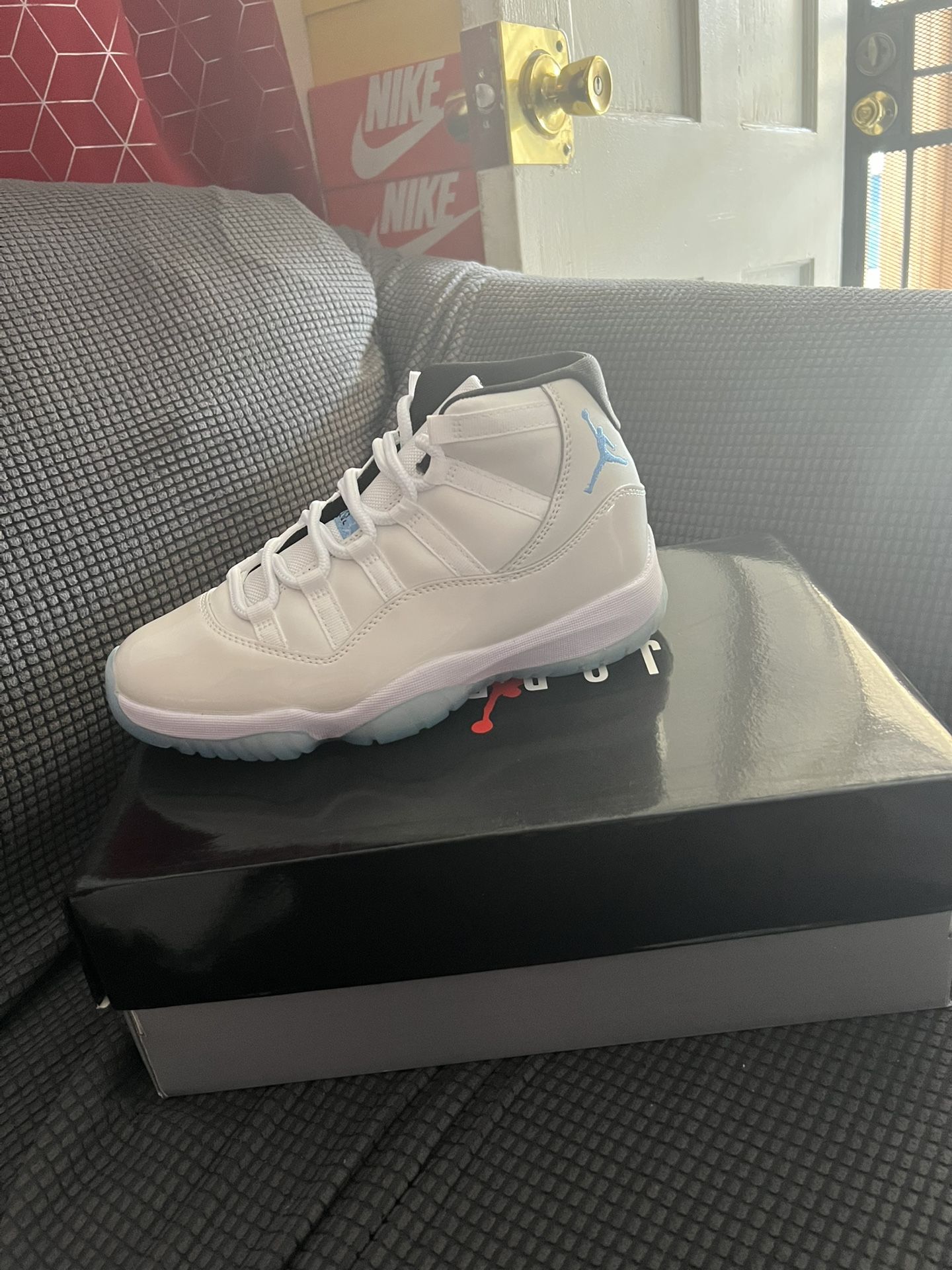 Jordan 11 Men Size 7, 7.5, 8, 13