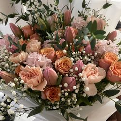 ramo| flowers| flower bouquets| bouquet| roses| valentines  | mixed flower bouquet | Tulips| carnations 