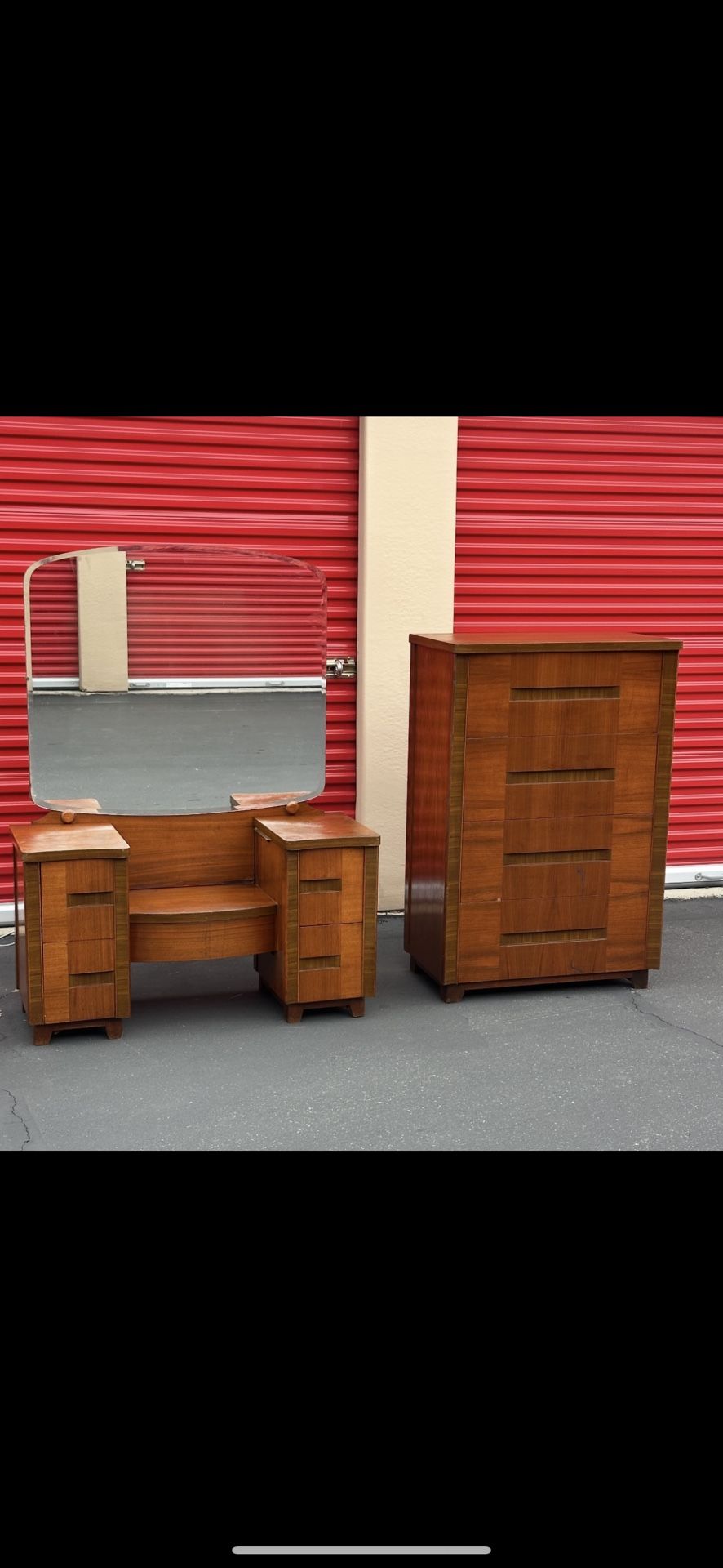 Mid Century- Dresser And Vanity