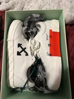 Off-White Low Vulcanized Canvas Sneakers