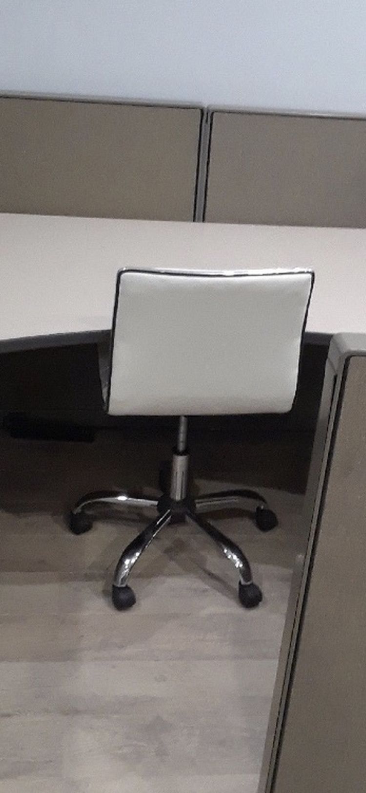 5x5 Office Cubicles