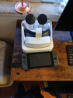 Selling Vr 3s And Nintendo Switch With A Storage Chip For The Switch