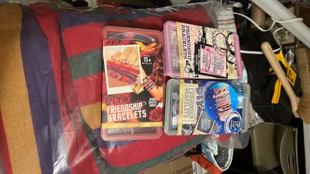 Friendship Bracelets 