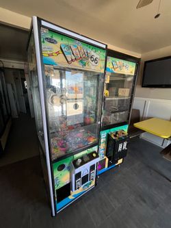 Claw machine for sale