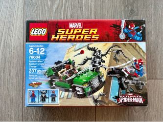 New LEGO Marvel Spider-Man Spider Cycle Chase 76004