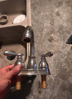 Kitchen Sink faucet
