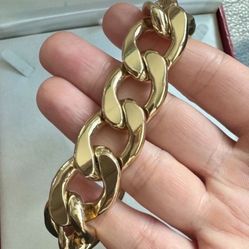 Vintage Chunky Gold Tone metal Large Link Collar statement bracelet Signed Costume Jewelry 7” plus adjustable chain In great condition 