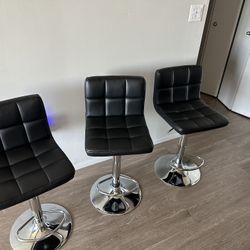 3 Bar Stools 