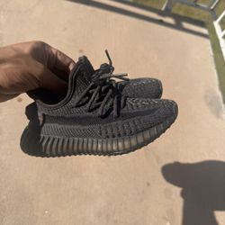 Adidas Yezzy 