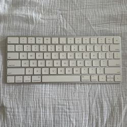 Apple Magic Keyboard