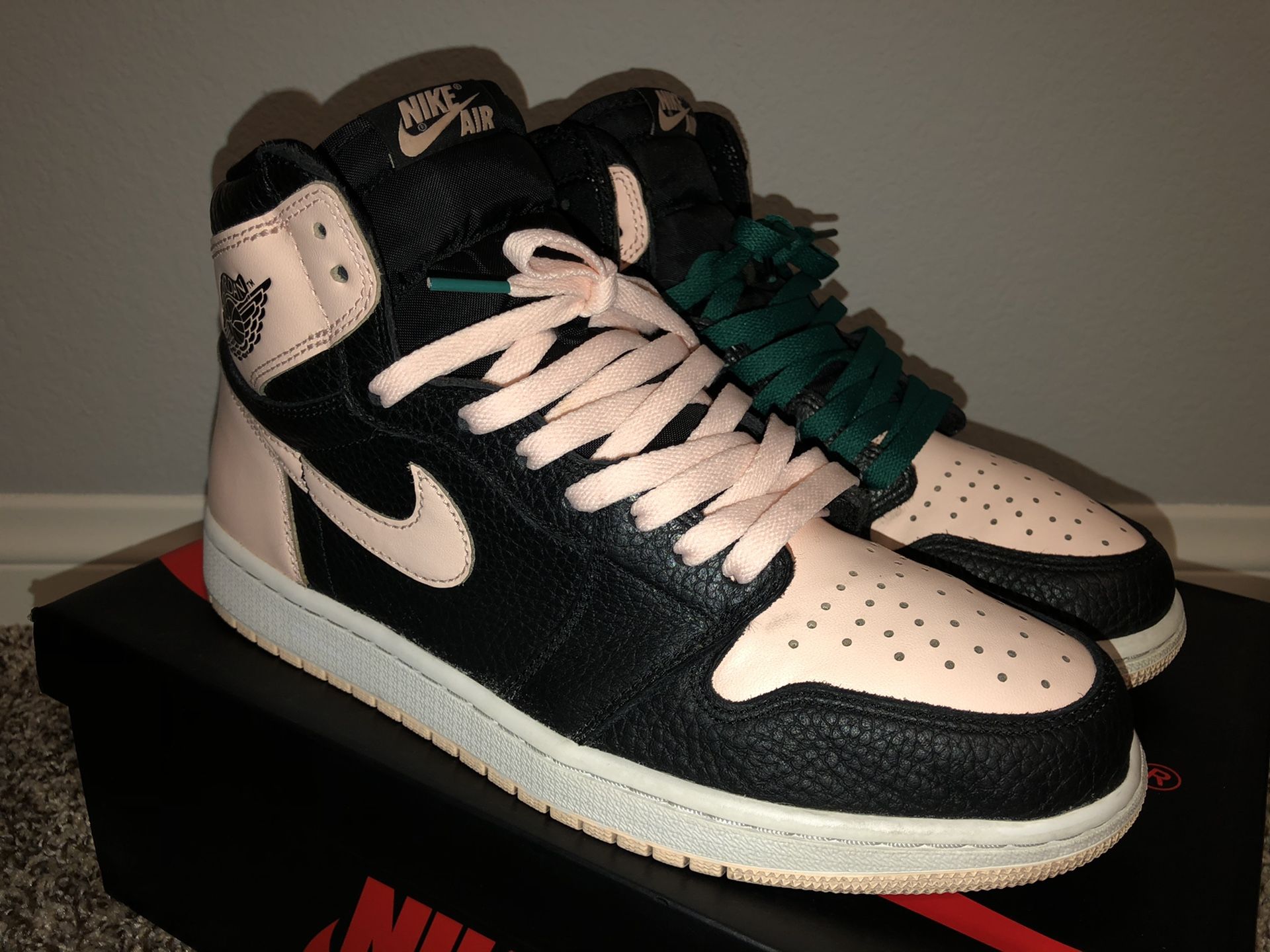 Retro Air Jordan 1 “Crimson tint” Sz10