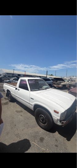 1983 Toyota truck
