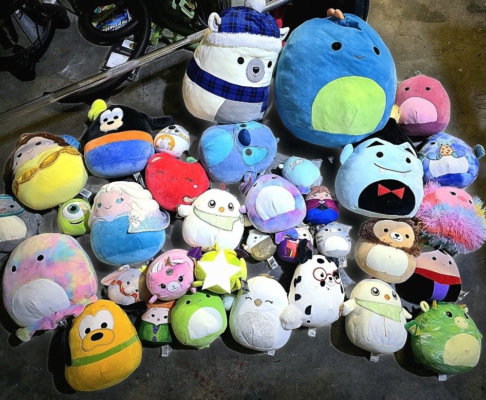 SQUISHMALLOWS w/Hangtags MINT Condition