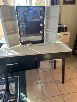 Vanity Good condition  costs  80 the sofa  costs 50 a sofa in good condition