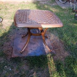 Cast Aluminum All-weather Patio Side Table For Outdoor 