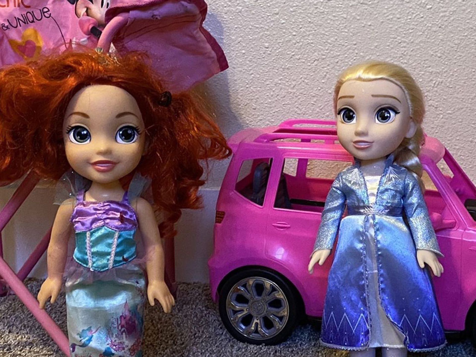 Frozen Dolls, Barbie, Porcelain Doll