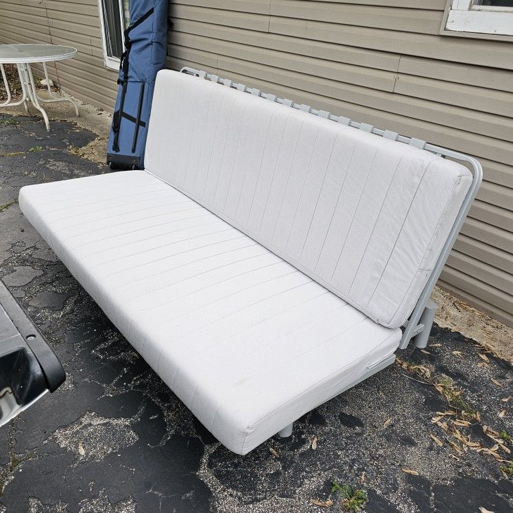 Convertible Futon Sofa Bed – Clean & Comfortable