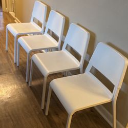 Dining Table With 4 Chairs 