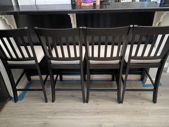 Set of 4 Black Chairs