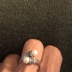 Silver Ring With Real Pearls