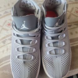 Jordan Reveal Size 11