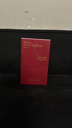 Baccarat Rouge 540 cologne