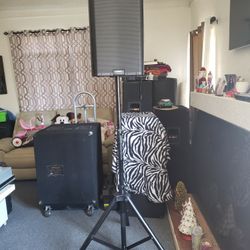 Dj SPEAKER STAND ONLY 