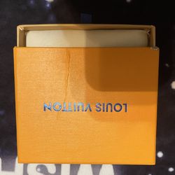 Women’s Louis Vuitton Wallet With Coin Pouch