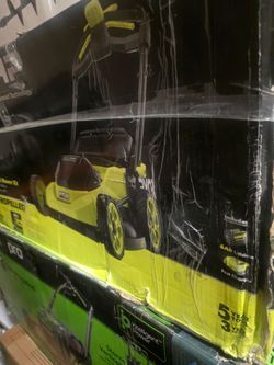 Ryobi Self-Propelled Cordless Lawn Mower Kit