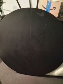 Round Black Table Top with 4 chairs