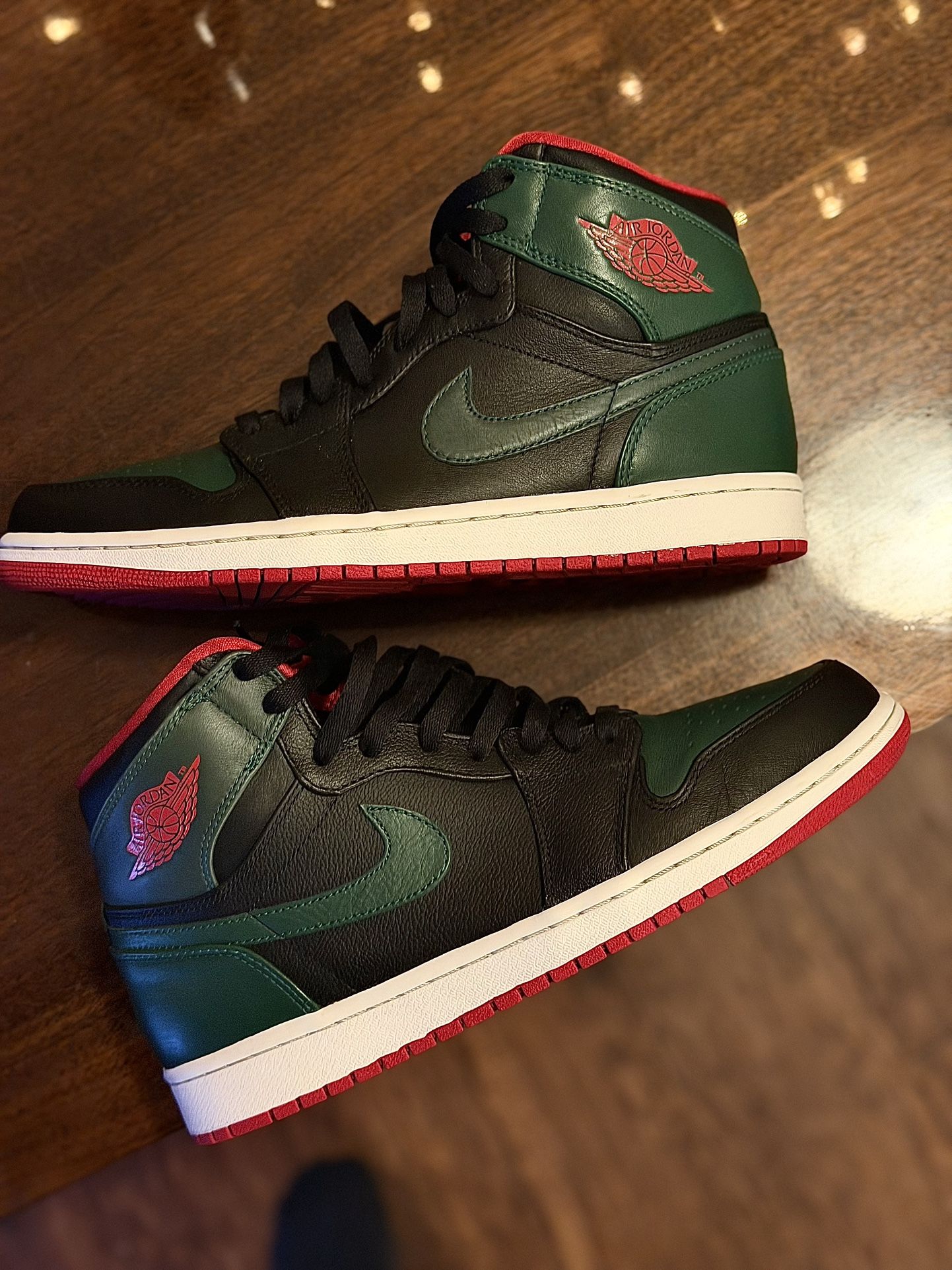 Awesome 😎 !! VNDS 2012 Air Jordan 1 Retro High ' Gucci ' Size 10 !