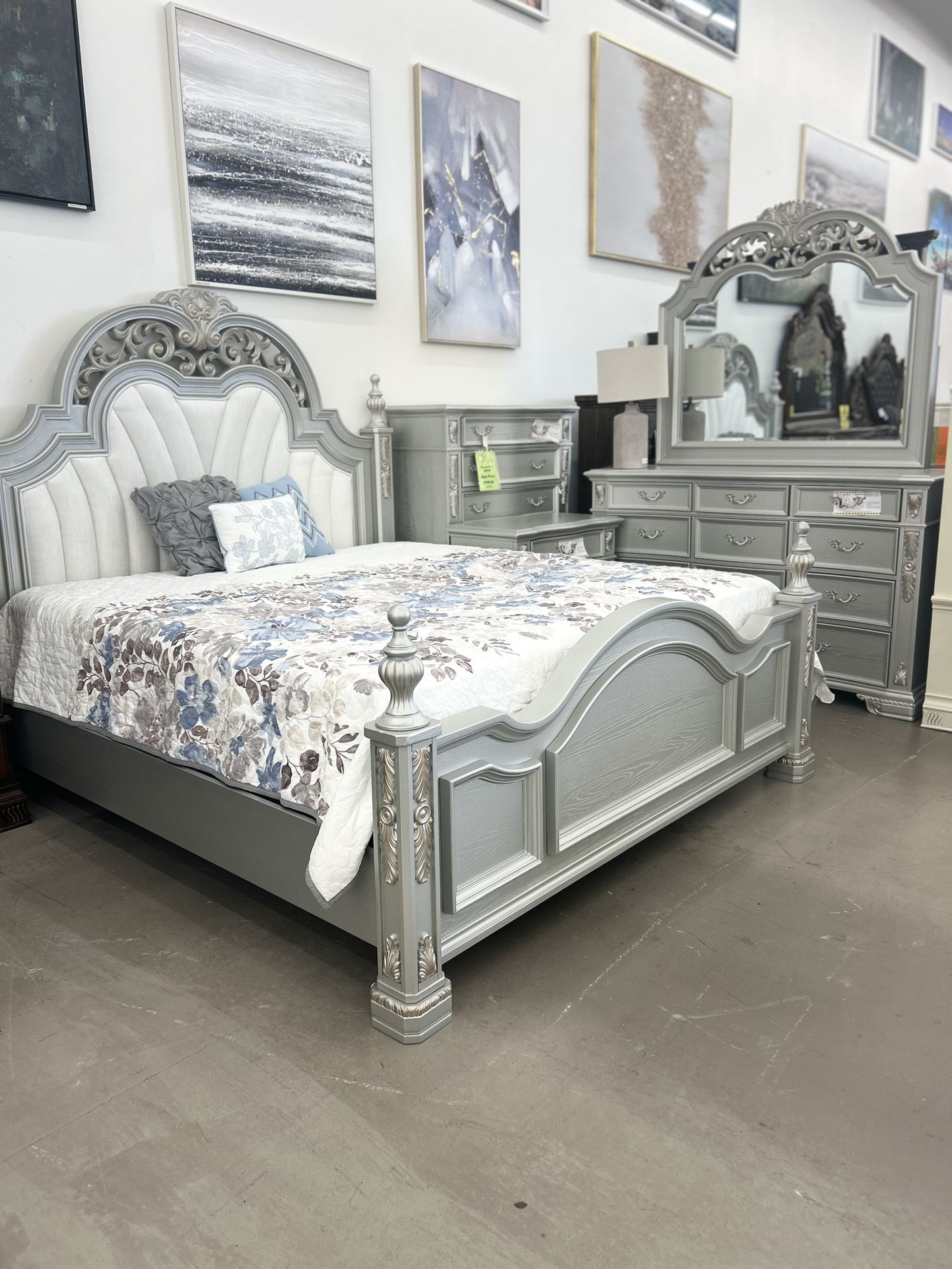 π Solid Wood King Bedroom Set β Floor Model Special! π