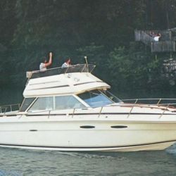 1983 Sea Ray 25ft Boat