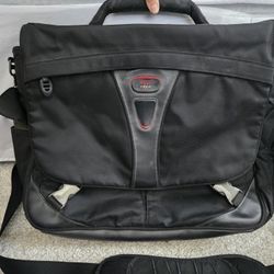 T Tech Tumi Briefcase 
