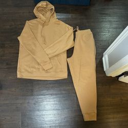 Sweatsuit Size Large 